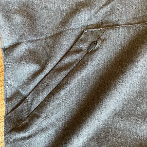 FIGS Batara scrub top zipper kangaroo pocket SMALL graphite - Picture 6 of 6